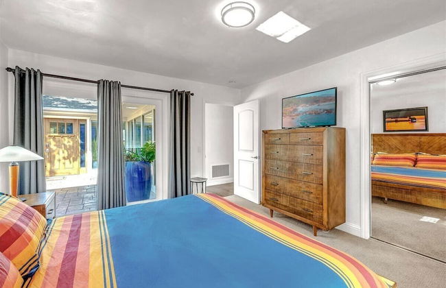 Pebble Beach Barking Seals - 5min Walk to the Beach! - Photo 7