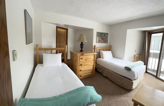 Silverado II Resort & Event Center - Photo 16