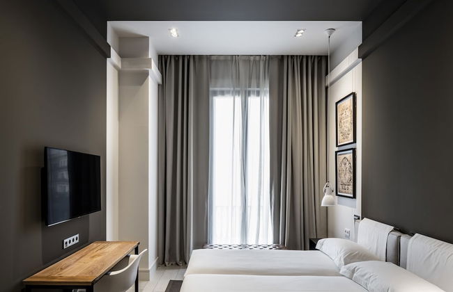 Midtown Apartments - Photo 34