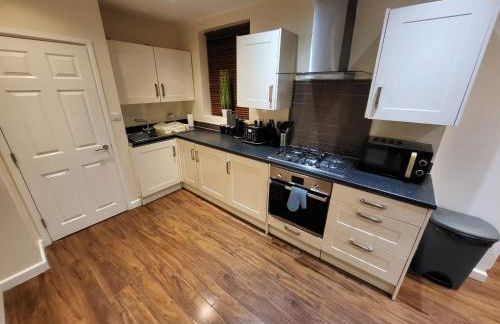 Great Apartment Next To Tooting Bec Tube Station! - Photo 7