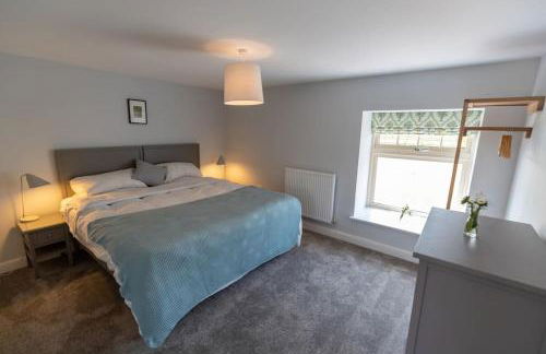 Mowerina - Dog-Friendly Barn Conversion with a Hot Tub - Photo 6