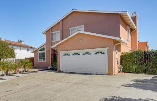 Bay and Hill Views Modern Hercules Home - Foto 32