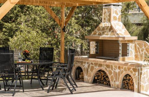 Murtini Stone Villa with Private Pool, by ZanteWize - Foto 9