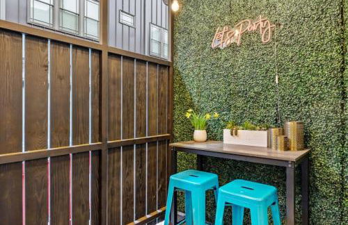 City Heights - Broadway Designer Condo - Foto 15