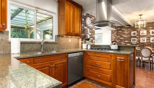 Adorable 4 bedroom home with Pool & more - Foto 4