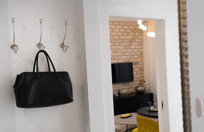 Contemporary & Texture-Rich Hideaway - Foto 16