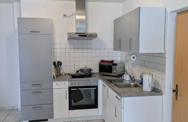 Helle und geräumige Ferien- und Monteurwohnung nur für Sie allein AUjvari Vermietungen - Foto 17