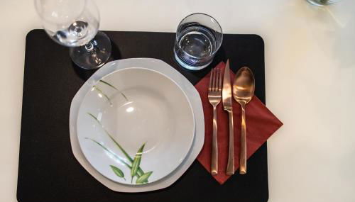 RK79 Ferienwohnung mit 4 Zimmer, Garten und Pool nähe Klinikum U-Bahn & S-Bahn zum Messegelände Nürnberg - Foto 4