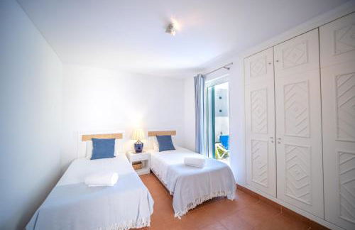 Casa da Prainha - private pool, next to the beach - Foto 28