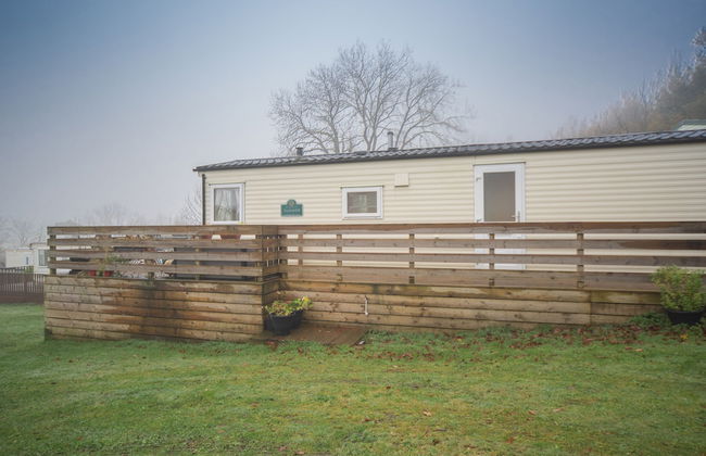 Family Caravan at Beautiful Three Lochs Park - Photo 29