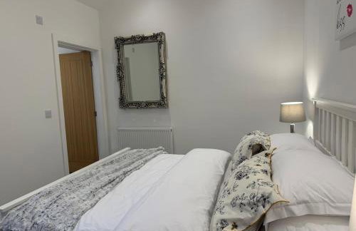 Beautiful 2 Bedroom Barn -Stansted Airport 2 miles - Foto 21