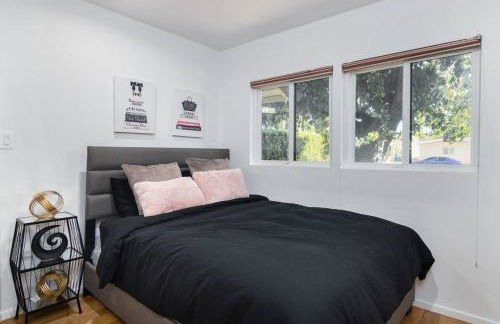 4 Bedroom house large pool & spa in prime location - Foto 16