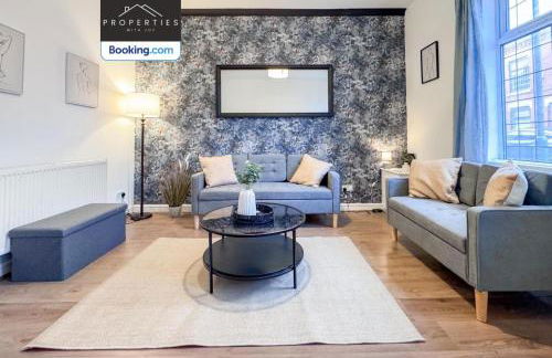 Centrally Located House By Properties With Joy Short Lets and Serviced Accommodation Ashton Ideal for Monthly Stay - Foto 26