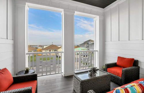 Luxurious Family-friendly Oasis with Laguna Views - Foto 9