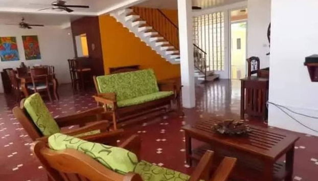 Beachfront House With Pool - Perfect for 12 People - Foto 4, Zona de estar