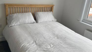 Belmont Lodge - Photo 2