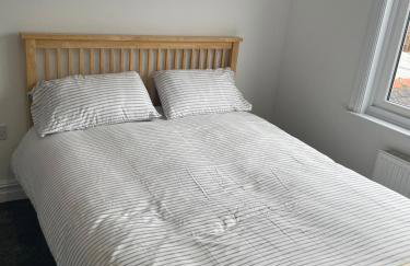 Belmont Lodge - Photo 2