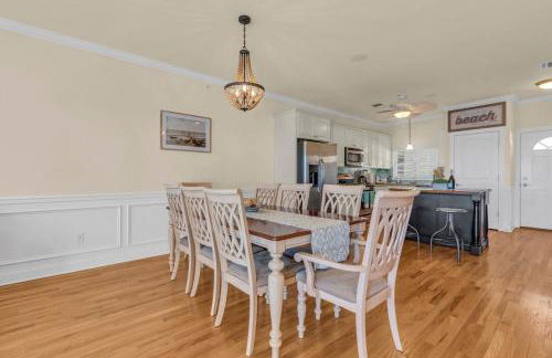 Rooftop Townhouse with 360 Views and Free Parking - Foto 7