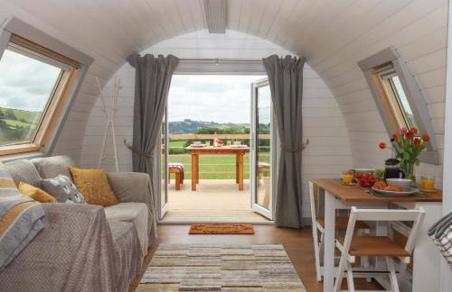 Under Oak Pod - Photo 1