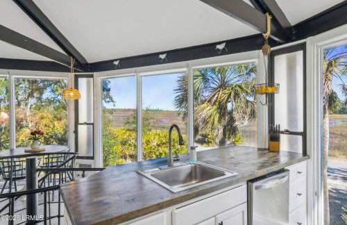 Sunset Breeze Marsh View Treehouse Retreat - Foto 37