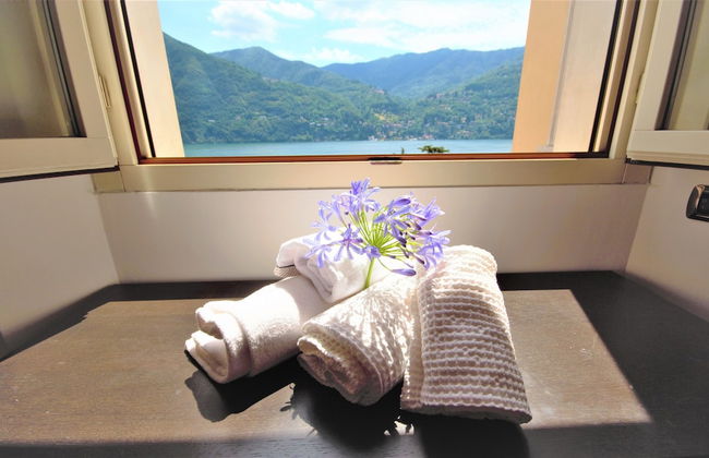 Villa Oliveto with Pool and Lake view - Photo 41