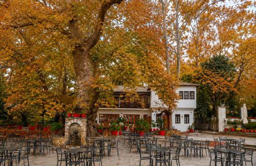Mountain Breeze Sanctuary with View near Volos - Photo 2