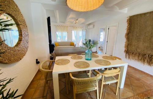 Villa AMANAY a Primera Línea de Playa con Piscina Privada By XimoApartments - Foto 7