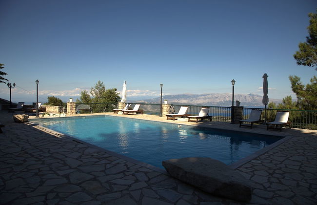 Estate Dafnopanagia Luxury Apartment - Photo 46