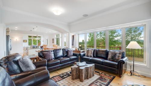 Fun with Family! Mtn-View Gem with Deck in Driggs - Photo 5