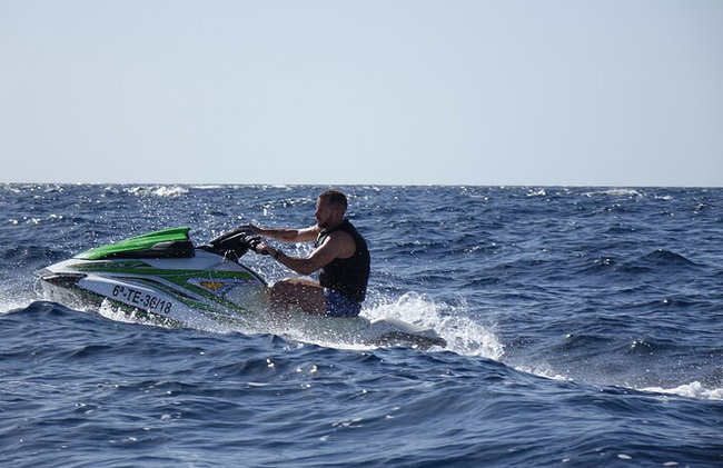 1 Person Turbo Jet Ski ride in Tenerife South with Pick Up - Photo 7