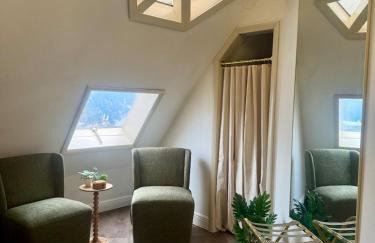 DeLand Dome House- 98 Inch TV - Open Kitchen - Near Bridle Oaks - Photo 15