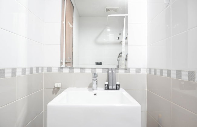 Premium And Comfortable 2Br Apartment At Royal Olive Residence - Foto 18