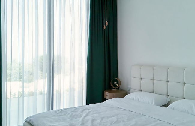 Stylish Two Bedroom Apartment With Gorgeous Sea and Mountain Views - Foto 2