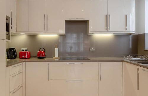 Bright Modern Large 1 Bed Flat in Battersea Clapham Junction - Foto 16