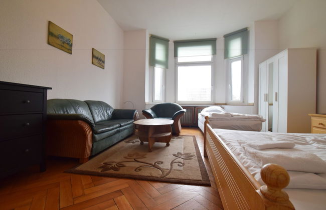 Tolstov-Hotels Large 3,5 Room Apartment - Foto 27