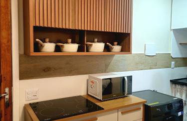 Stúdio Ipanema 307 Reformado - 200 metros da praia e passeios para ilhas - Foto 3