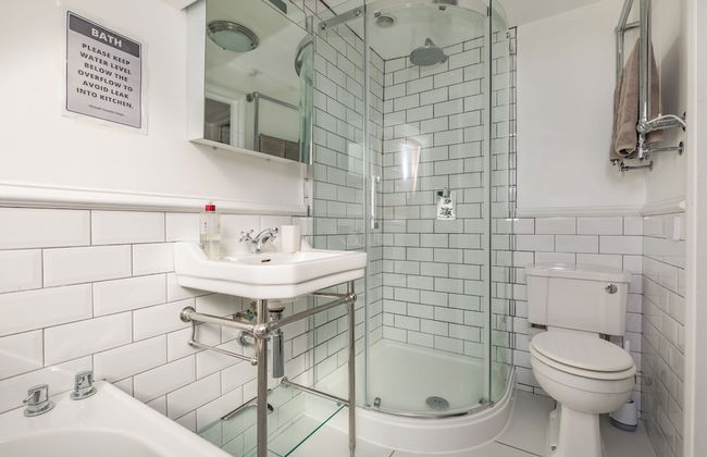 Danny Lodge | By Huluki Sussex Stays - Foto 23