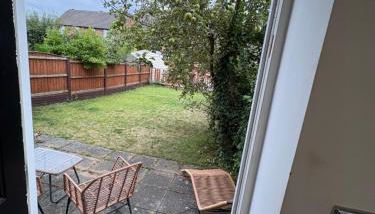 2 bedroom end terrace house - Foto 3