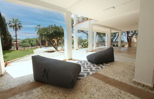 Tess Villa Olmos in M Laga - Foto 35