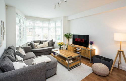 Contemporary 5 Bedroom with Garden North Finchley - Foto 1