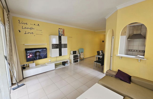 1 Bed Apt Sleeps 5 - Indoor Pool - Free Parking - Foto 6