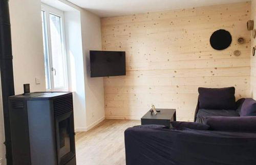 GITE DE LA VIEILLE TOUR Murol 63790 - Foto 1