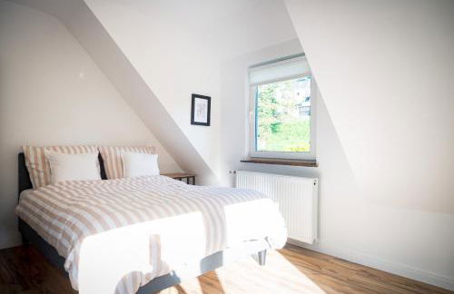 Stilvolle Apartments mit Kamin - Schlossblick und großer Terrasse 2-4 Zimmer 50-140qm - nahe A1 und Schloss Burg - Köln - Foto 19