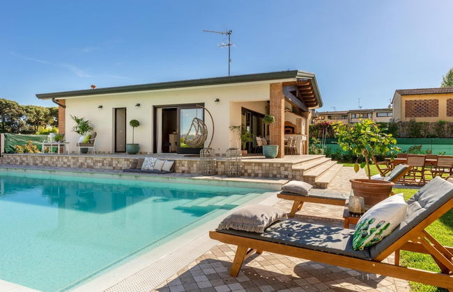 The Luxury Beach Villa - Foto 36