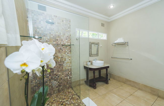 Lovely Guesthouse in Pretoria Welcoming you on a Spacious Room With Breakfast - Foto 8