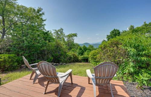 Beautiful Franklin Home with Bunkhouse and Hot Tub! - Foto 37