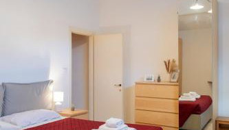 Il Novellino By Rjgal B&B - 2 Bedroom Apartment Florence Center - Foto 2, towels, wardrobe
