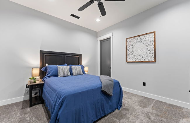 Gray Fox Lodge by Avantstay Waterslide Pool Theater Sleeps 23 - Foto 51