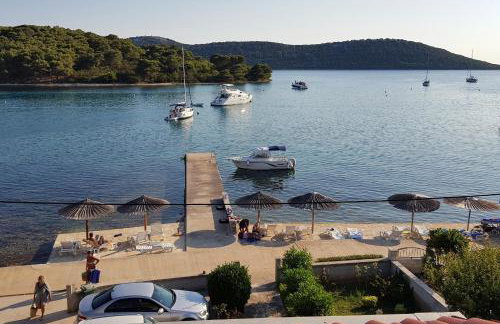 Apartments by the sea Brgulje, Molat - 16217 - Foto 6