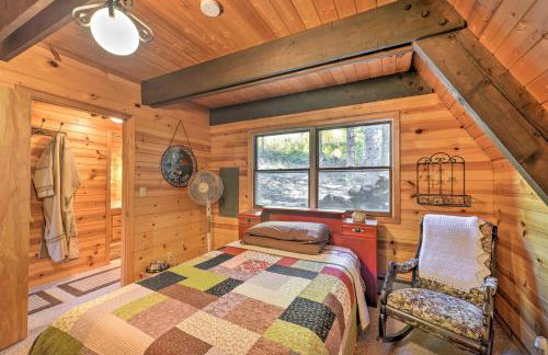 Irwin A-Frame Cabin with Deck and Mountain Views! - Foto 17